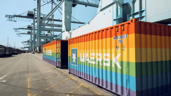 September-Maersk-Rainbow-Containers-1